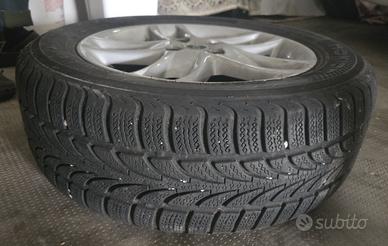 N. 4 pneumatici invernali Nokian W+ 195/60 R15 88T