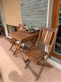 Set tavolo in legno + 2 sedie pieghevoli