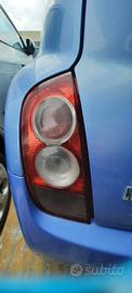 NISSAN MICRA 2007 - STOP POSTERIORE SINISTRO