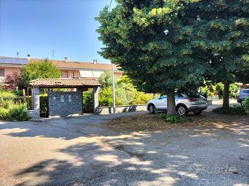 VILLA A SCHIERA A BORGARO TORINESE