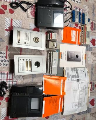 Centralino video citofono+ telefono TERRANEO