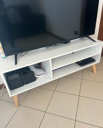 Mobile Tv da salotto moderno.