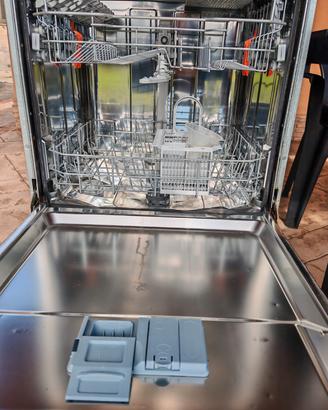 lavastoviglie Hotpoint Ariston