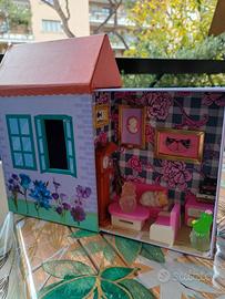 Scatola-casa delle bambole con gattino!