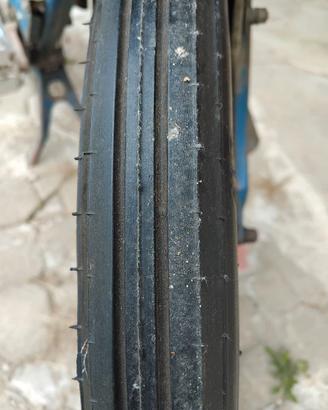 Due motorini Garelli e Velosolex uso ricambi