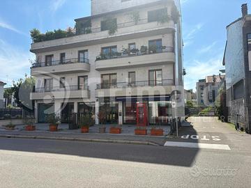 Negozio Monza [37/25ACG]