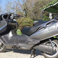 Burgman 650 executive abs Poco trattabile