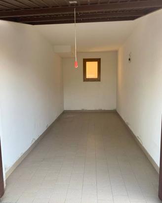 Box / Garage di 14 m² a Massa Lombarda