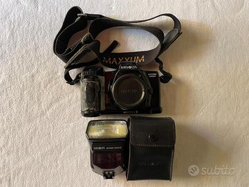 Minolta Dinax (Maxxum) 7000i + Minolta Flash 3200i