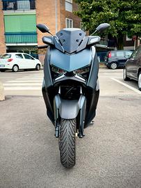 Yamaha XMAX 300 Tech MAX