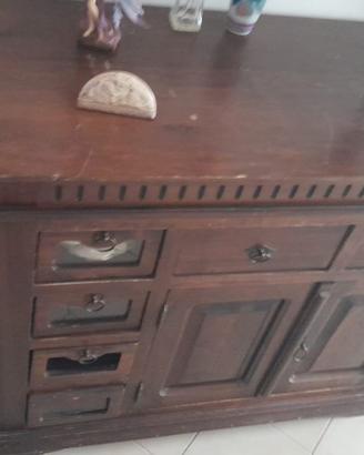 credenza in legno 