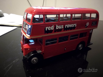 Red bus rovers Pullman due piani inglese