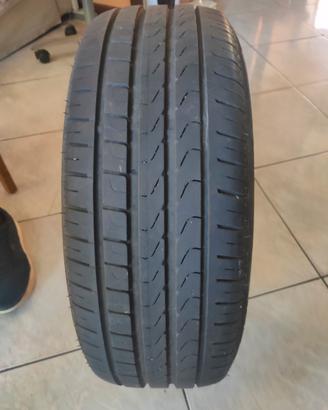 Gomme auto