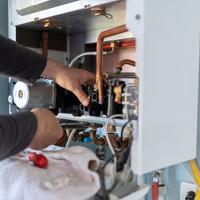 Controllo e manutenzione caldaie, termosifoni