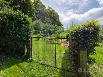 Terreno agricolo a Galbiate con accesso carraio