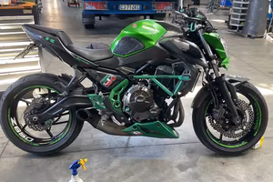KAWASAKI Z650 DEPO A LIBRETTO