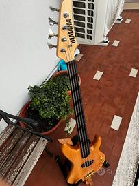 Basso fretless Yamaha+Upgrades