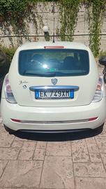Lancia YPSILON 2011 benzina GPL