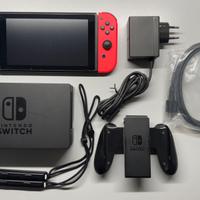 Bundle Nintendo Switch + Pro Controller + 4 giochi