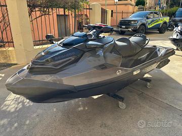Moto d'acqua SeaDoo RXT 300 2023 67 ore