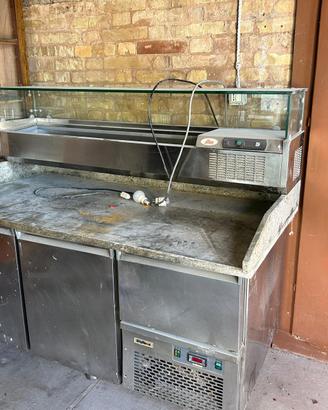 Bancone pizza in marmo/granito con sottobanco refr