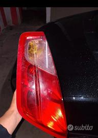 Stop singolo lato sinistro fiat Grande punto 