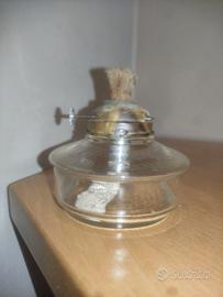 Lampada a olio d'epoca 
