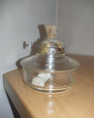 Lampada a olio d'epoca 