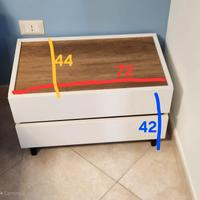 Coppia Comodini Tomasella. prezzo cadauno