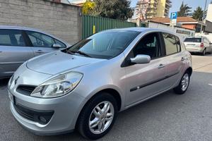 Renault Clio 1.2 16V 5 porte Le Iene