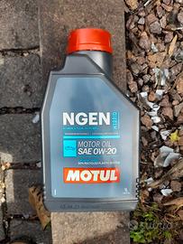 Olio auto 5W-40 Motul 8100 X-clean 0W-20