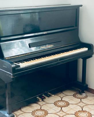 Pianoforte verticale tedesco