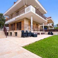 PORZIONE DI BIFAMILIARE A FORMIA