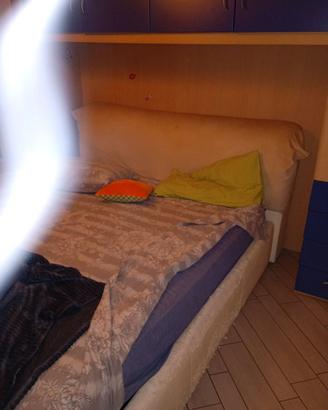 Letto matrimoniale contenitore