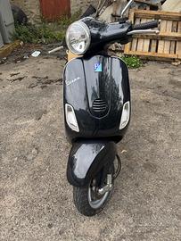 Piaggio Vespa 50 LX - 2008