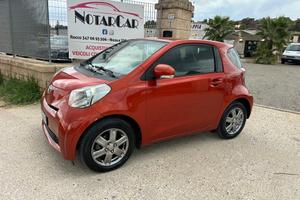 Toyota iQ 1.0 CVT Lounge AUTOMATICA