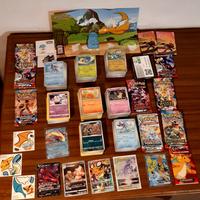 Lotto 500+ carte Pokémon Comuni Non Comuni Rare 
