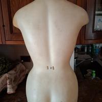 manichino in plasticalampada vinyage