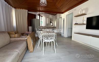 Via Costantino bilocale ristrutturato con terrazzo