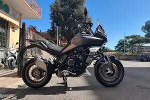 MY26 P&M CAPETOWN 700 X PRONTA CONSEGNA