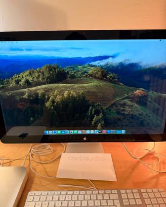 MacMini M2 PRO + Apple Cinema Display