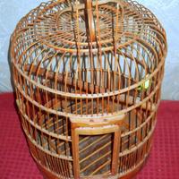 Gabbia thailandese in bamboo per uccelli