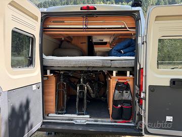 RIALZO LETTO VAN PER TRASPORTARE BICI