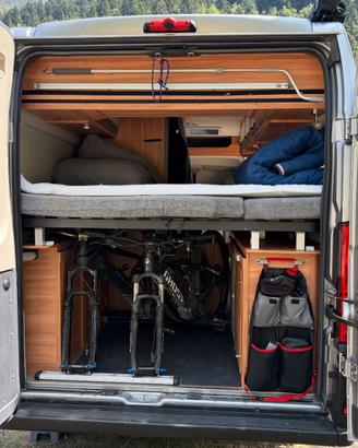 RIALZO LETTO VAN PER TRASPORTARE BICI