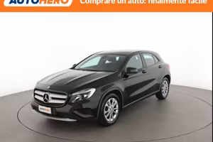 MERCEDES-BENZ GLA 180 NY61998