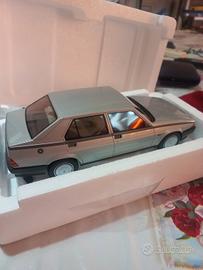 Alfa Romeo 75 Laudoracing 1.18