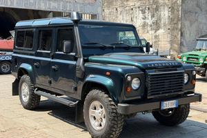 LAND ROVER Defender 110 2.2 TD4 Station Wagon N1