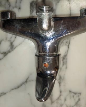 miscelatore per vasca da bagno o doccia