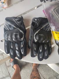 Guanti moto Suomy