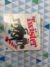 GIOCHI DA RAGAZZO: TWISTER E SAPIENTINO IN INGLESE